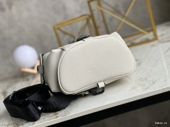 CHRISTOPHER XS LOUIS VUITTON 0820